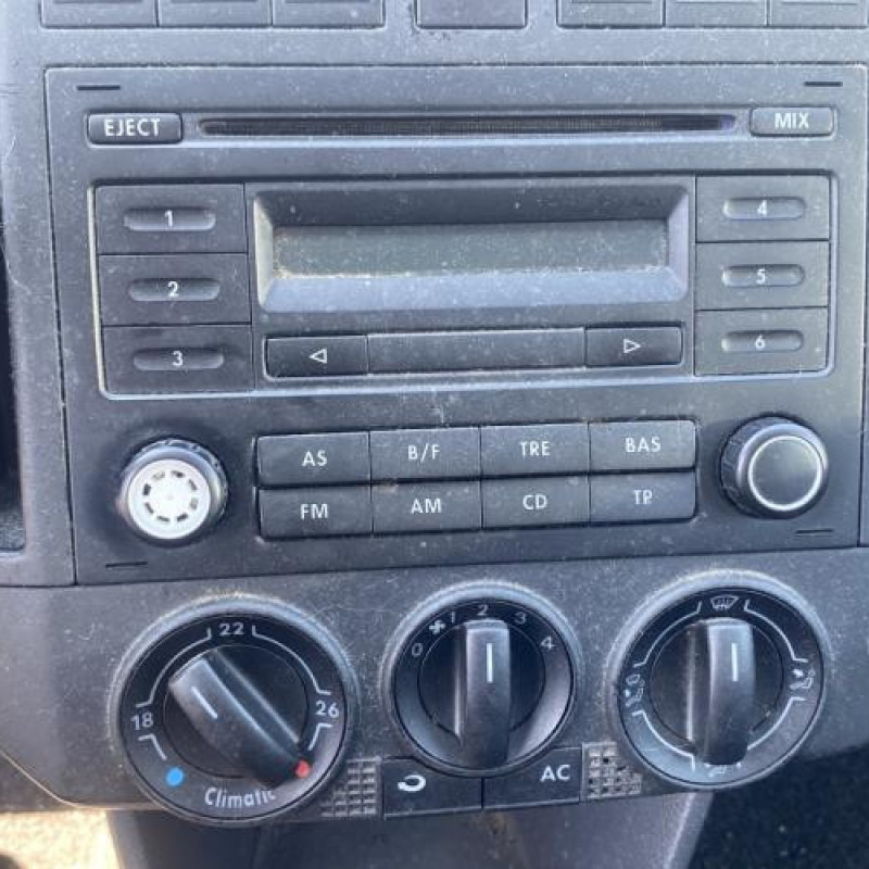 Compteur VOLKSWAGEN POLO 4 Photo n°18