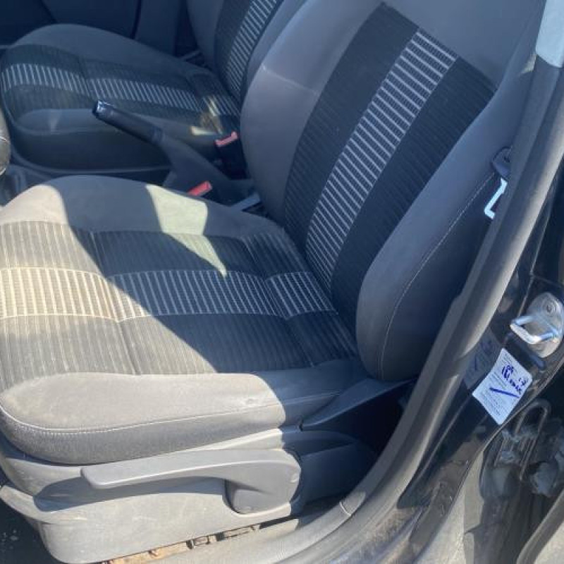 Poignee interieur avant droit VOLKSWAGEN POLO 4 Photo n°12