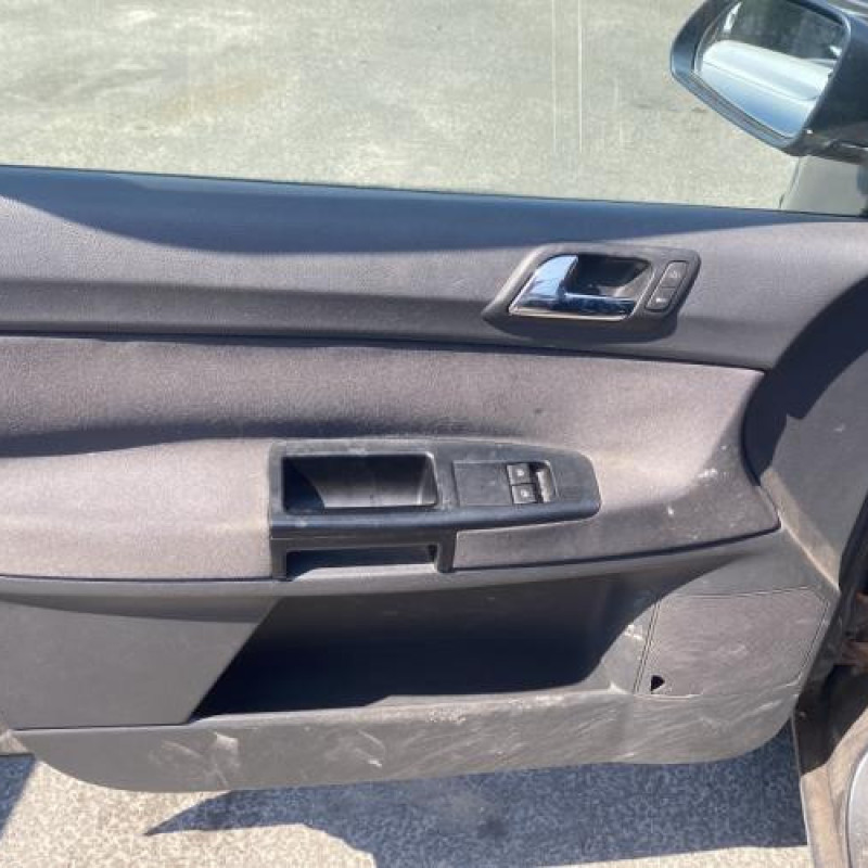 Cremaillere assistee VOLKSWAGEN POLO 4 Photo n°9