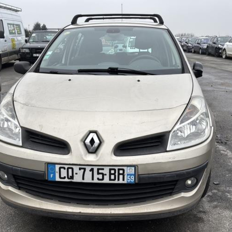 Aile avant gauche RENAULT CLIO 3 Photo n°13