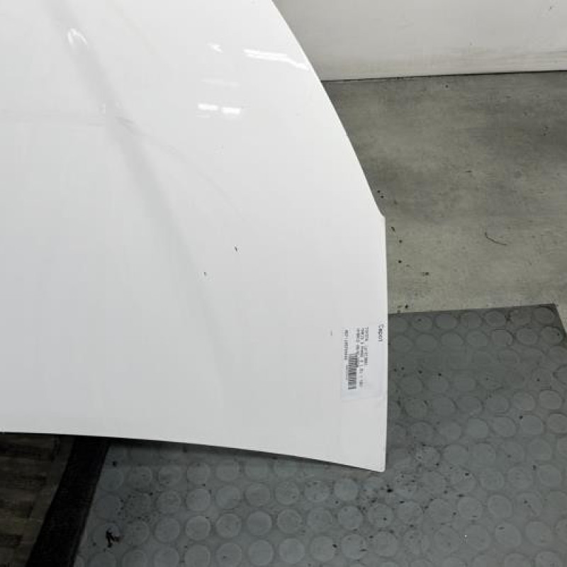Capot TOYOTA YARIS 3 Photo n°4