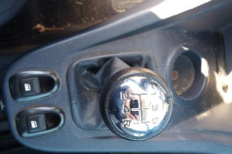 Pare choc avant PEUGEOT 1007