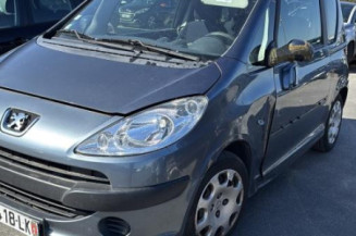 Pare choc avant PEUGEOT 1007