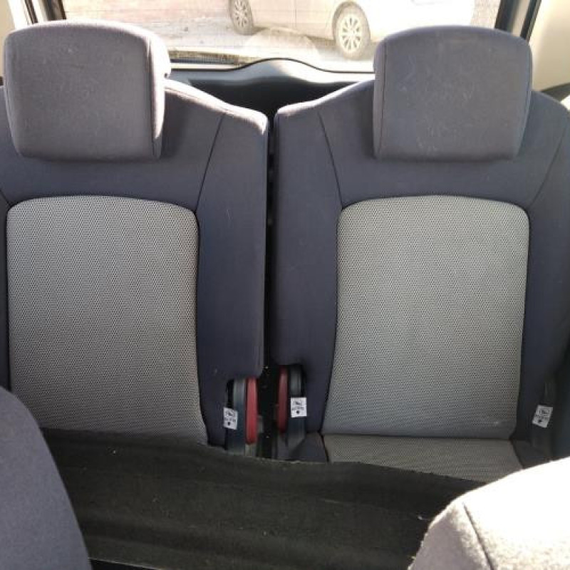 Boite a gants PEUGEOT 1007 Photo n°6