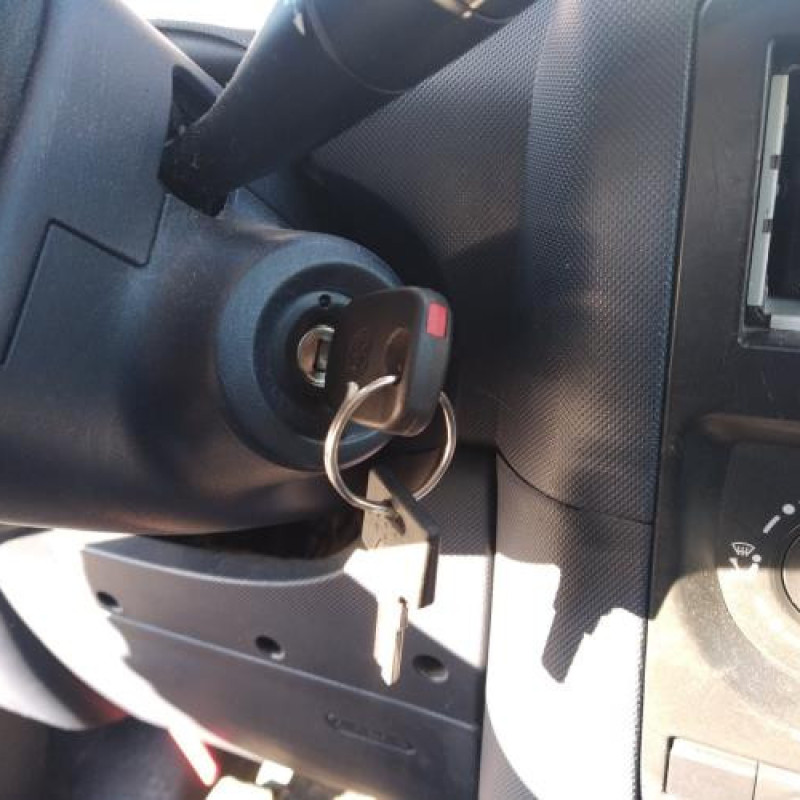 Ceinture arriere droit PEUGEOT 1007 Photo n°9