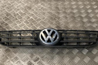 Calandre VOLKSWAGEN POLO 4 Photo n°1