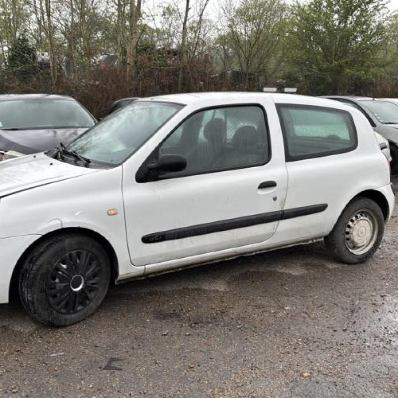 Moteur RENAULT CLIO 2 Photo n°11