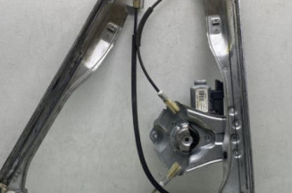 Leve vitre electrique avant gauche RENAULT CLIO 3 Photo n°1