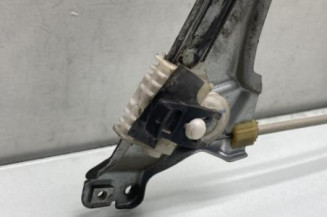 Leve vitre electrique avant gauche RENAULT CLIO 3