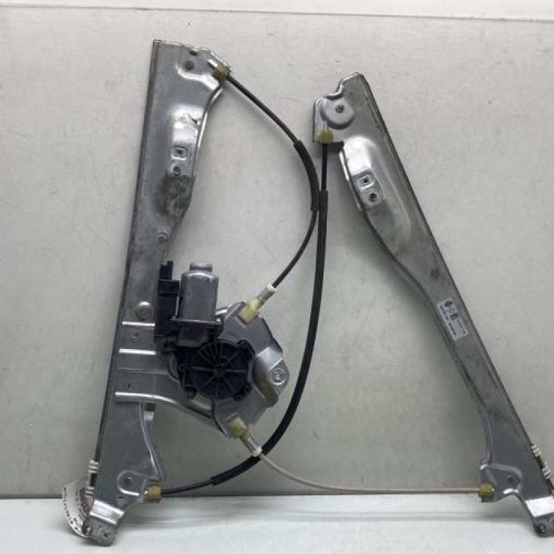 Leve vitre electrique avant gauche RENAULT CLIO 3 Photo n°5