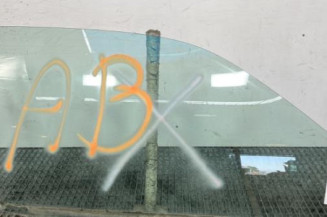 Vitre avant droit RENAULT CLIO 2 Photo n°1