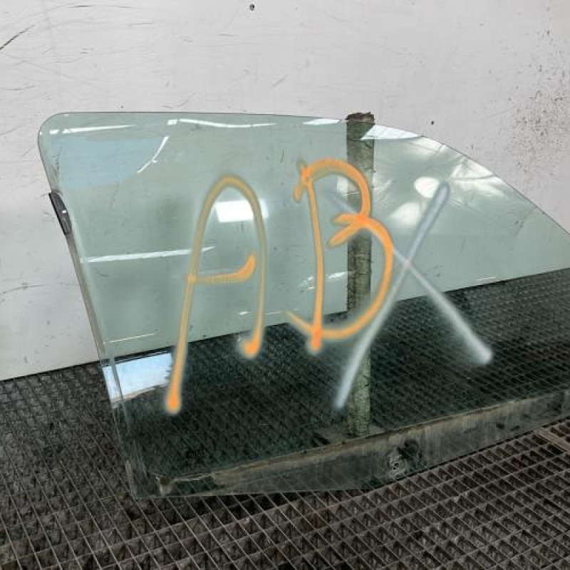 Vitre avant droit RENAULT CLIO 2 Photo n°3