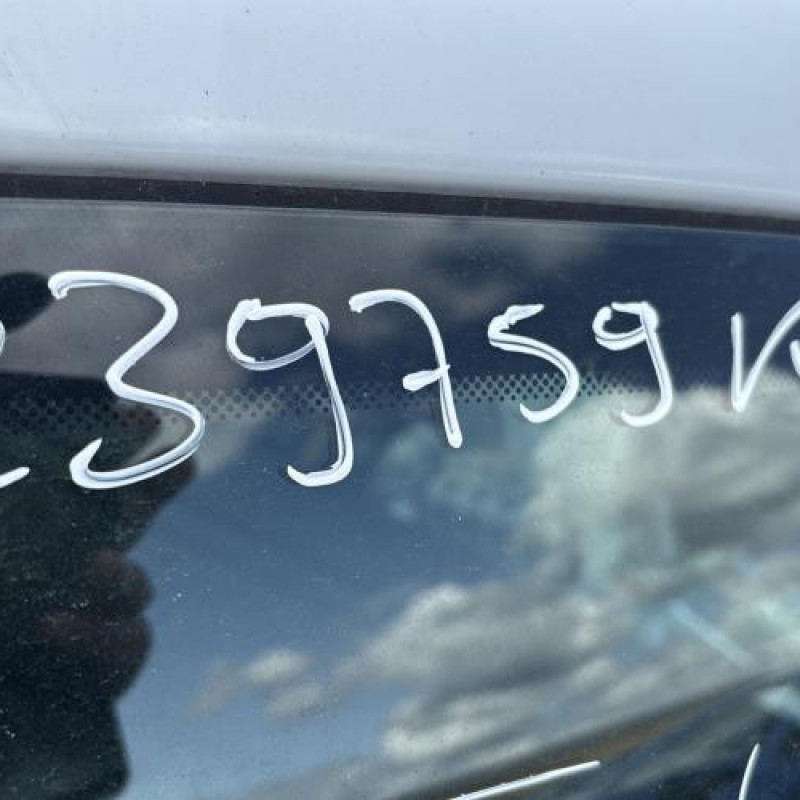 Vitre avant droit RENAULT CLIO 2 Photo n°13