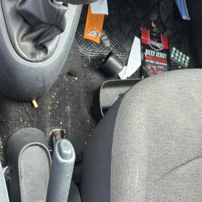 Vitre avant droit RENAULT CLIO 2 Photo n°20