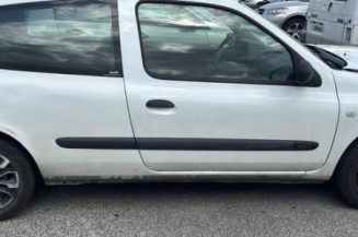 Vitre avant gauche RENAULT CLIO 2