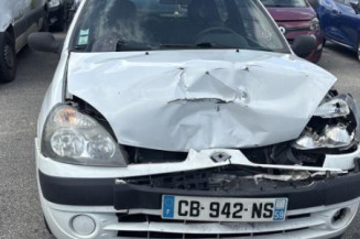Vitre avant gauche RENAULT CLIO 2