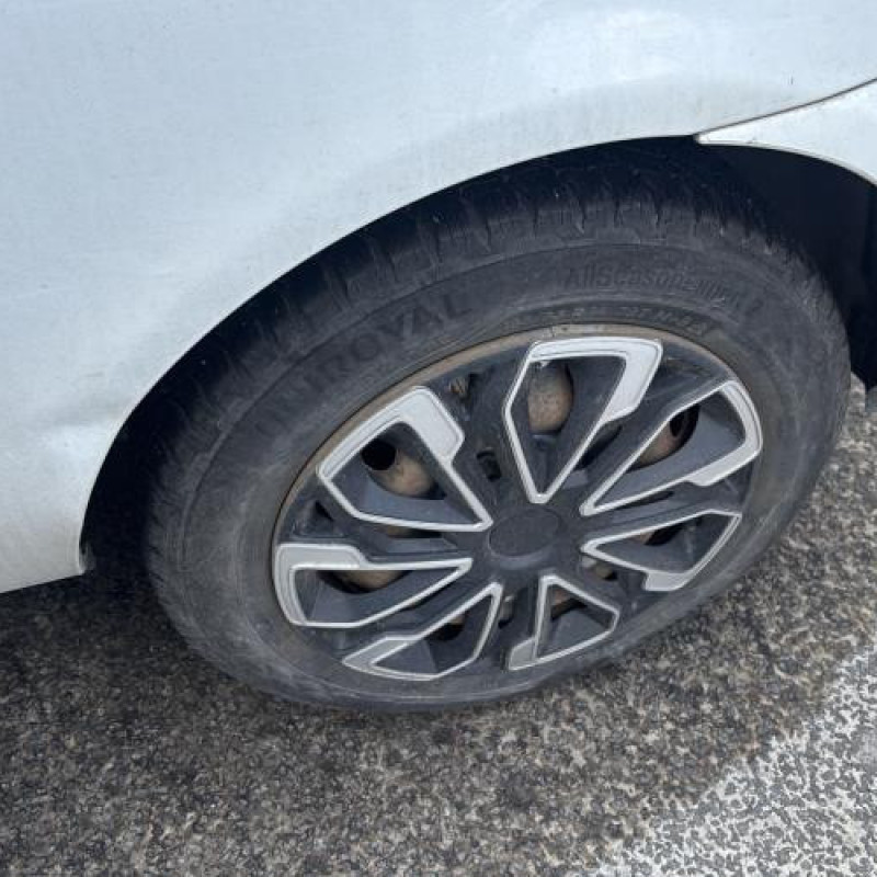 Vitre avant gauche RENAULT CLIO 2 Photo n°14