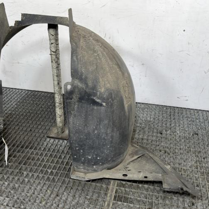 Pare boue avant gauche CITROEN C3 PLURIEL Photo n°3