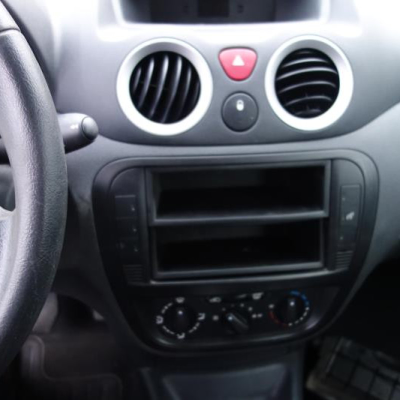 Porte avant droit CITROEN C3 1 Photo n°8