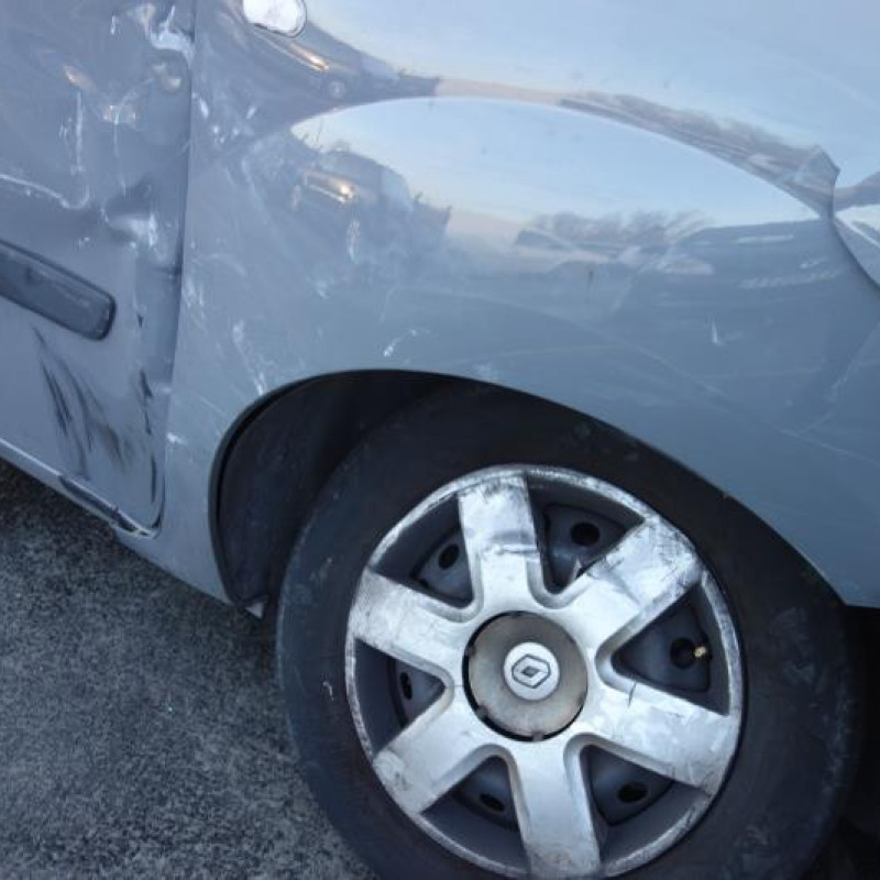 Renfort pare choc avant (traverse) RENAULT KANGOO 2 Photo n°5