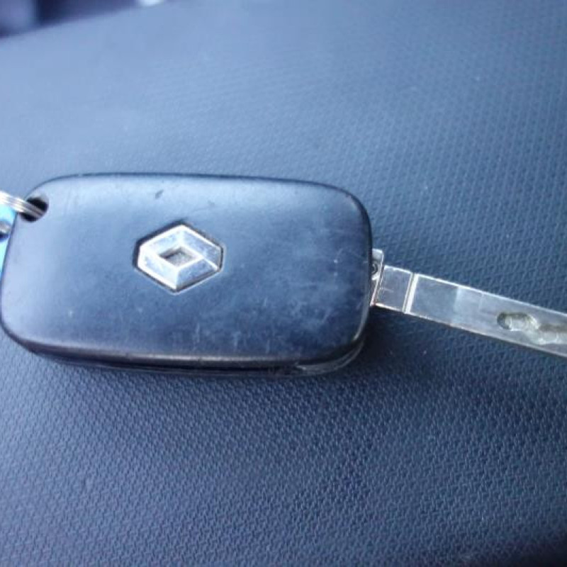 Renfort pare choc avant (traverse) RENAULT KANGOO 2 Photo n°11
