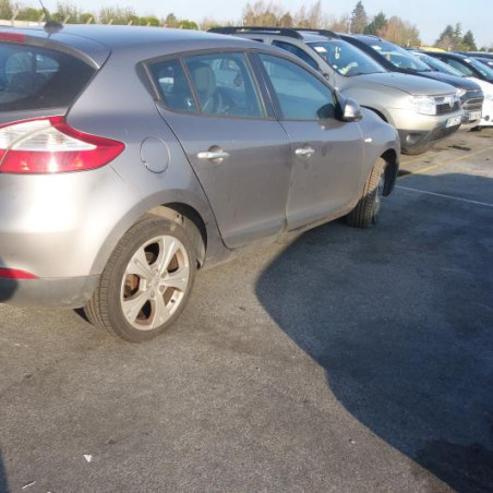 Renfort pare choc avant (traverse) RENAULT MEGANE 3