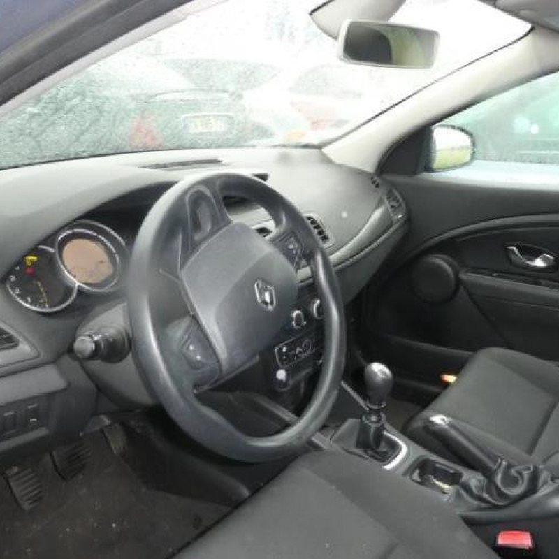 Aile avant gauche RENAULT MEGANE 3 Photo n°9