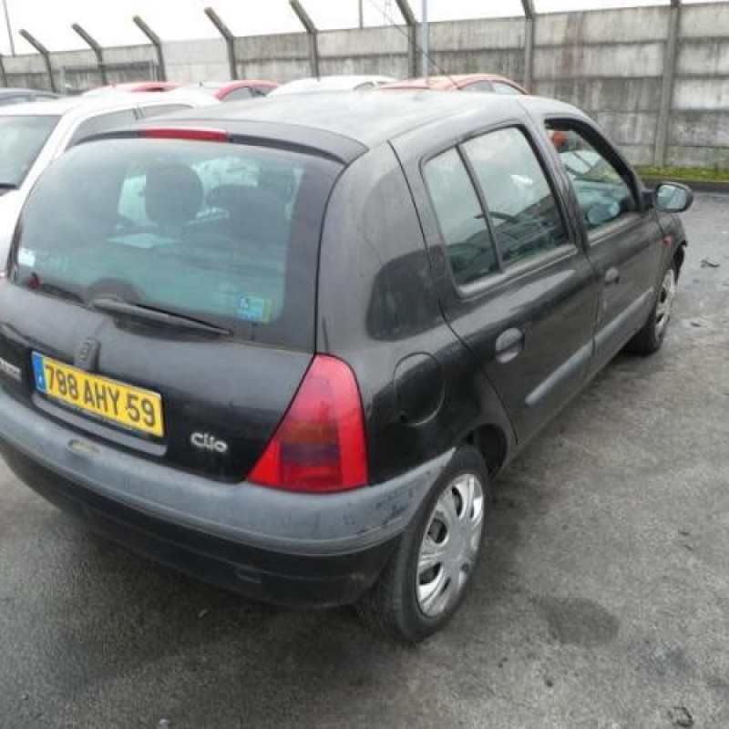 Aile avant gauche RENAULT CLIO 2 Photo n°4