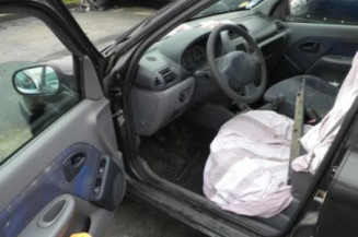 Aile avant gauche RENAULT CLIO 2