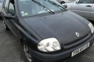 Aile avant gauche RENAULT CLIO 2