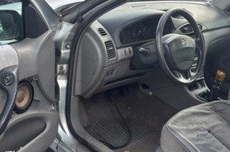 Leve vitre electrique avant gauche RENAULT LAGUNA 2
