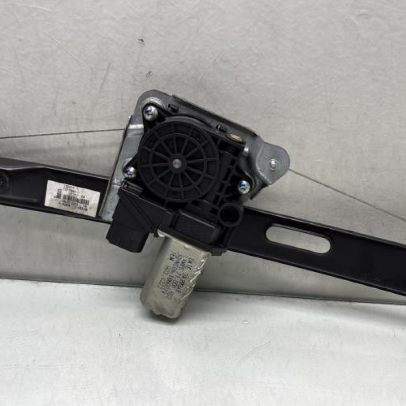 Leve vitre electrique arriere droit BMW SERIE 3 E90 Photo n°3