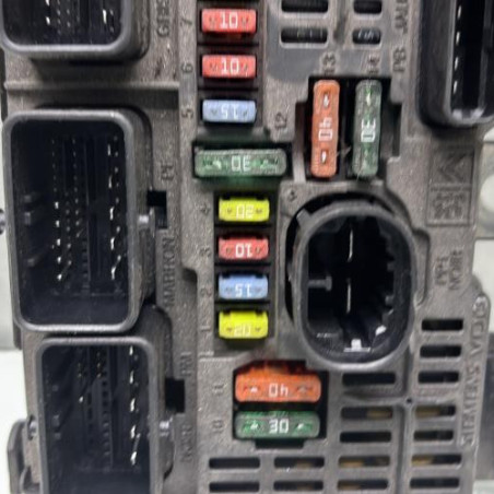 Boitier servitude moteur (BSM) PEUGEOT 407
