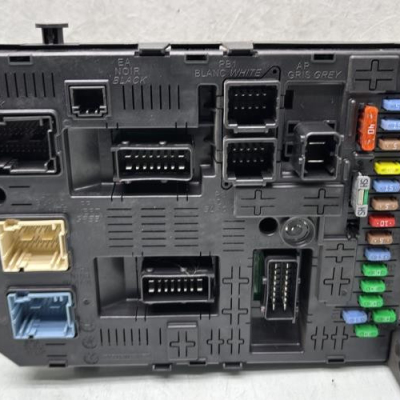 Boitier BSI CITROEN C4 PICASSO 1 Photo n°4