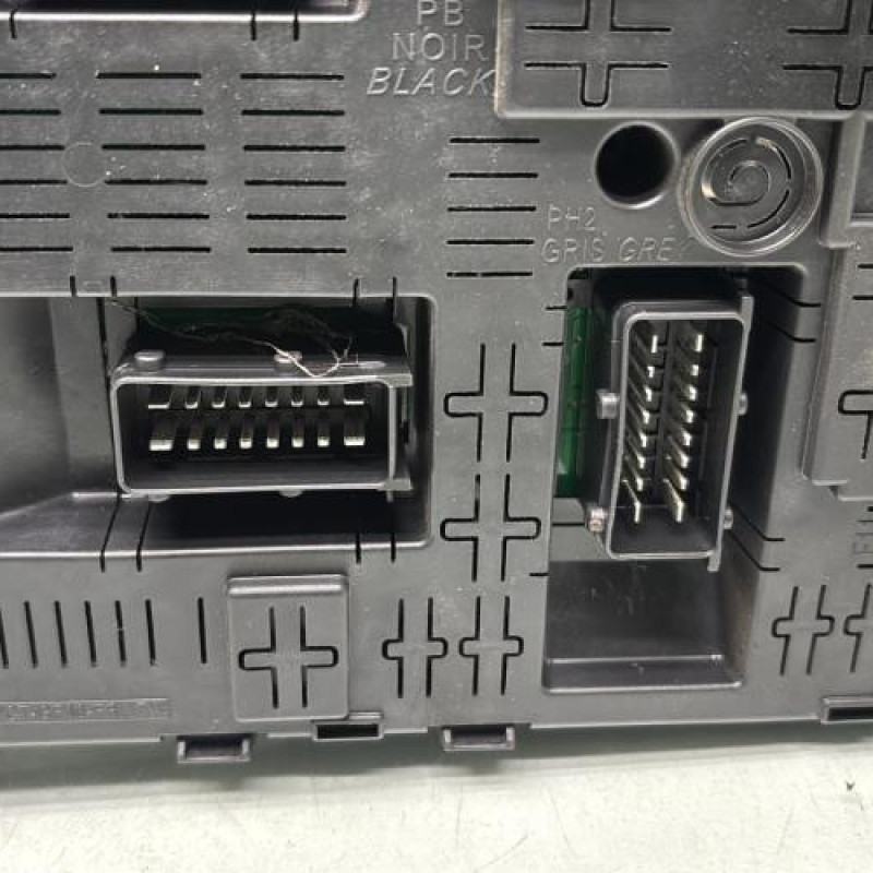 Boitier BSI CITROEN C4 PICASSO 1 Photo n°6