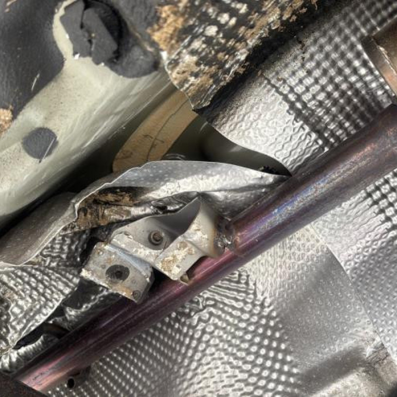 Pompe à carburant RENAULT CLIO 4 Photo n°19