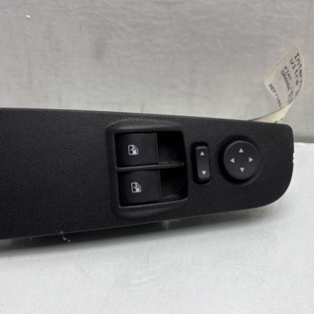 Interrupteur de leve vitre avant gauche FIAT GRANDE PUNTO