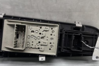 Interrupteur de leve vitre avant gauche FIAT GRANDE PUNTO