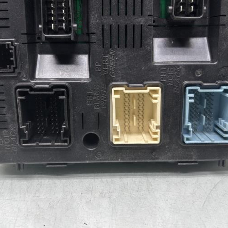 Boitier BSI CITROEN C4 GRAND PICASSO 1 Photo n°2