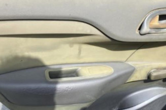 Feu arriere stop central CITROEN C4 2