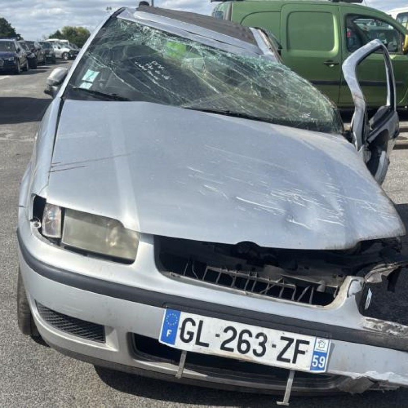 Interrupteur de leve vitre avant droit VOLKSWAGEN POLO 3 Photo n°11