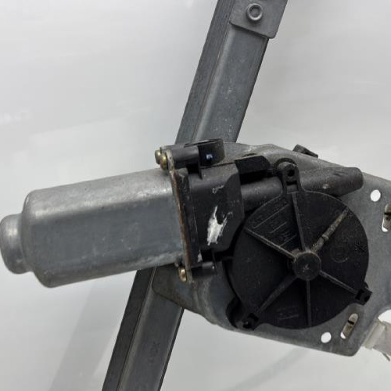 Leve vitre electrique avant droit RENAULT LAGUNA 2 Photo n°6