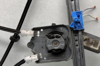 Leve vitre electrique avant droit RENAULT LAGUNA 2