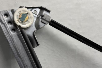 Leve vitre electrique avant droit RENAULT LAGUNA 2
