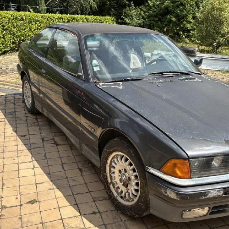 Porte avant gauche BMW SERIE 3 E36 Photo n°6