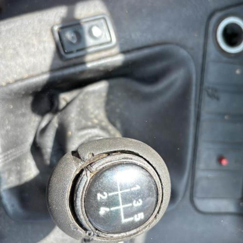 Porte avant gauche BMW SERIE 3 E36 Photo n°11