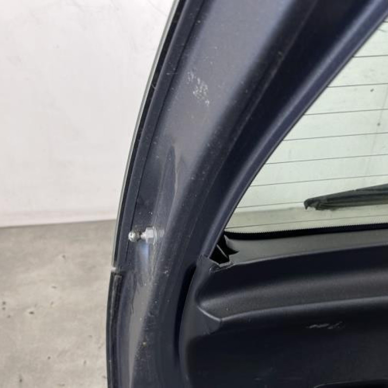 Malle/Hayon arriere CITROEN C4 1 Photo n°9