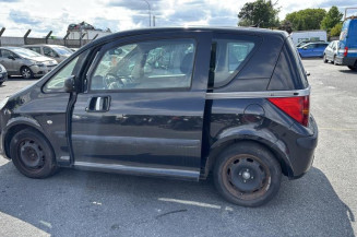 Vitre avant gauche PEUGEOT 1007
