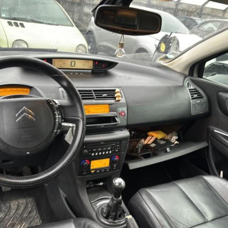 Vitre arriere droit CITROEN C4 1 Photo n°12