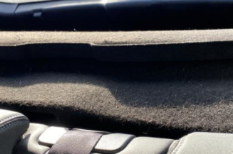 Attache ceinture arriere gauche PEUGEOT 2008 1